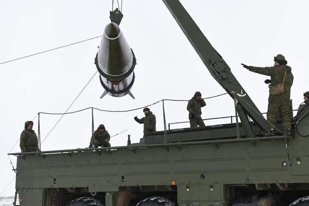 Космический щит или политический жест: что скрывается за планами Киева сбивать «Орешник»