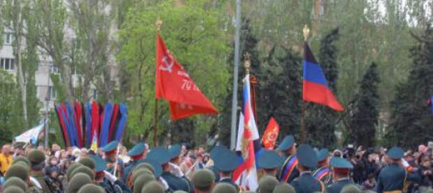 Парад Победы и Бессмертный полк в столице ДНР. Фоторепортаж
