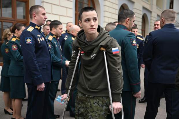 В обществе не сформировалась культура общения с ветеранами СВО, поскольку нет однозначного отношения к...