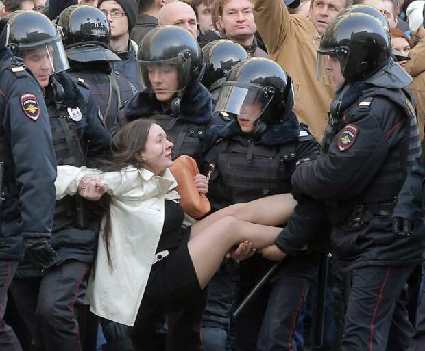 Что на самом деле произошло в Москве в минувшие выходные 26.03.2017 ( Стариков Н.В.)
