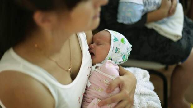 Госдума запретила испытательный срок для женщин с детьми до трех лет