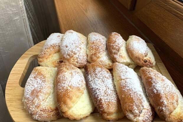 Фото к рецепту: Сочни (сочники) с творогом