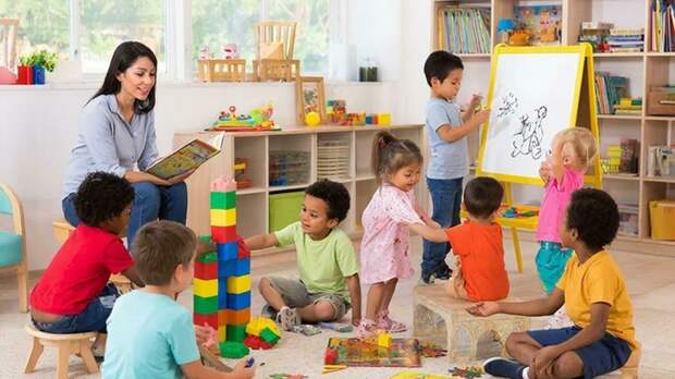 В российских детсадах появится аналог "Разговоров о важном"