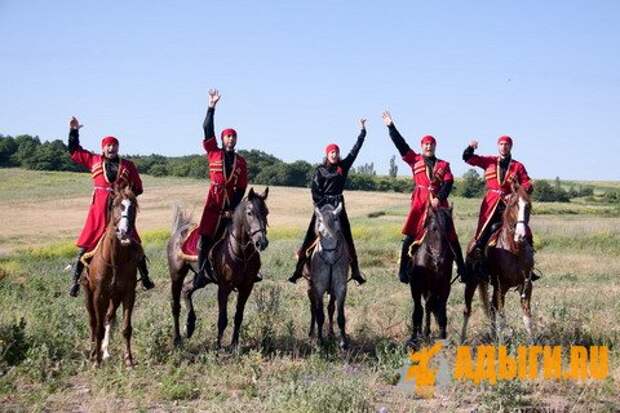 Общие традиции народов северного Кавказа Общие традиции народов северного Кавказа