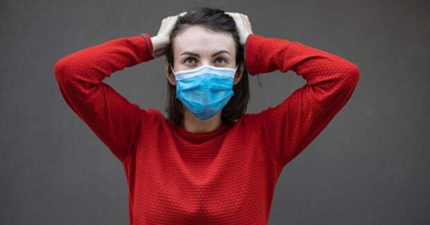 В Петербурге вводят масочный режим в больницах и поликлиниках