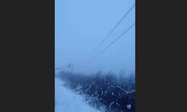 Энергетический коллапс в Киеве и по всей Украине: блэкаут, нет воды, обрывы ЛЭП, метро остановлено