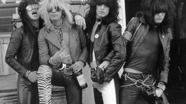motleycrue1-600x338