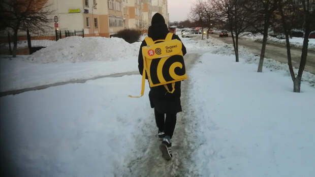 Мигрантов в России успешно заменяют коренные жители