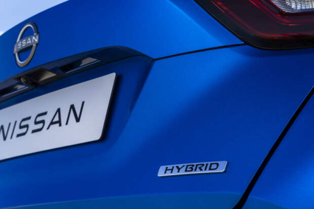 Nissan Juke Hybrid. Теперь вы можете заказать у своего дилера