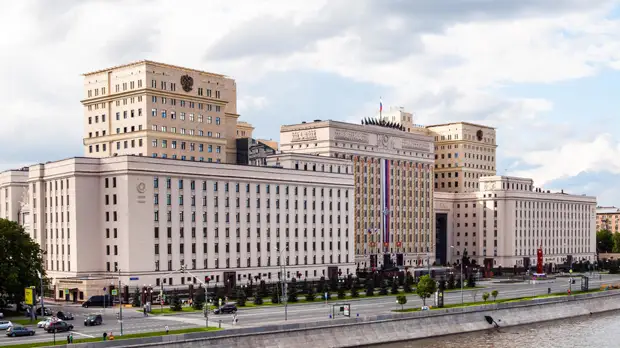 В Минобороны России вызван военный атташе США из-за инцидента с американской подлодкой