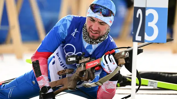 За второй наградой: российские биатлонисты борются за медали в мужском спринте на Олимпиаде в Пекине