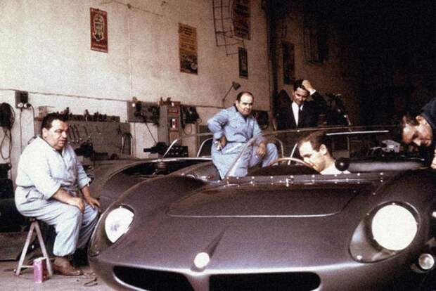 Слева Medardo Fantuzzi, справа Scuderia Serenissima Spyder 1965 г. авто, автодизайн, автоистория, автоспорт, дизайн, дизайнер, медардо фантуцци, спорткар