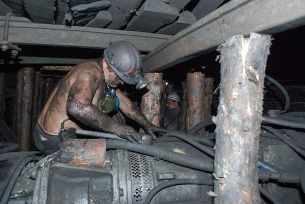 11 человек погибли во время аварии на шахте в Кузбассе