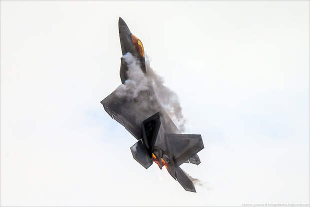 F22 08 F22 08