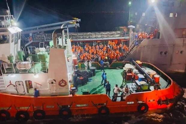 «Немного предательства»: торпедирование американцами иранского корабля назвали «унижением Моди»