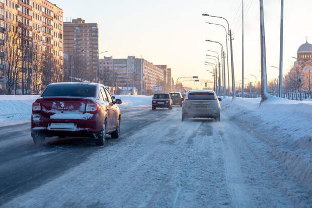 Эксперт Шапарин объяснил, как правильно подготовить автомобиль к зиме