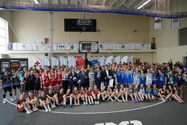 В Смоленске начались Всероссийские соревнования по баскетболу 3х3