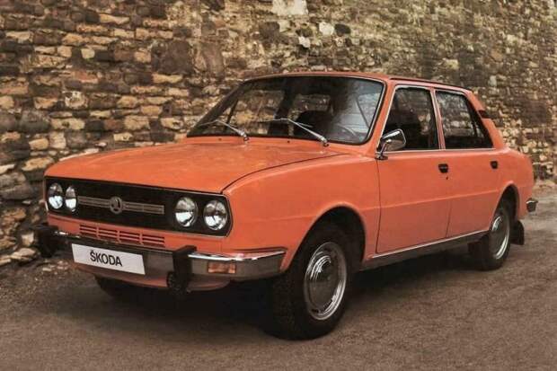 Skoda 105/120 — заднемоторный седан с секретом