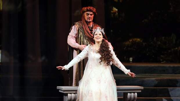 Новая «Иоланта» в Мариинке: опера в пастельных тонах