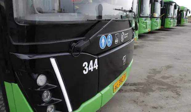 В Радоницу будет увеличено число автобусов, которые следуют до тюменских кладбищ