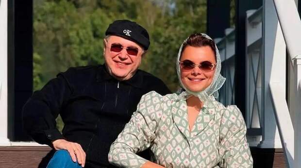 Татьяна Брухунова пытается примириться с Евгением Петросяном из-за давней ссоры