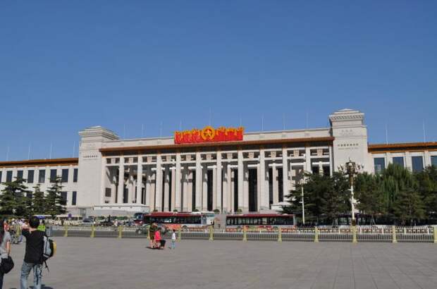 Крупнейшие в мире здания (15 фото) Крупнейшие в мире здания (15 фото)
