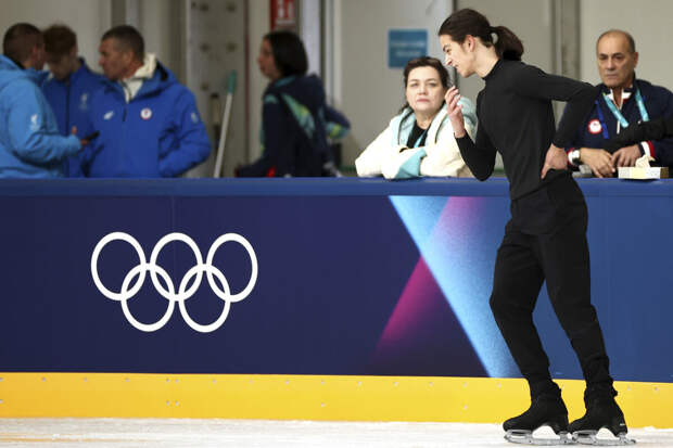 Гуменник провел на льду 17 минут на тренировке перед Олимпиадой