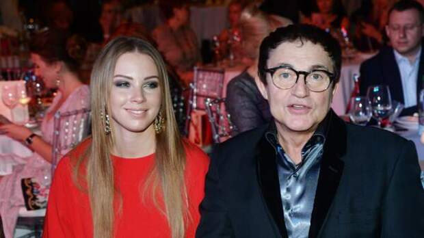 Нужен ДНК-тест: сын Диброва оказался копией любовника его экс-жены