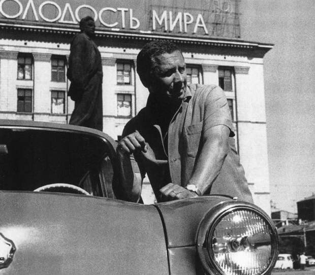 10 советских актеров и их автомобили