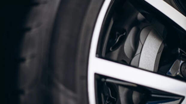 Колесо автомобиля / Фото: freepik.com