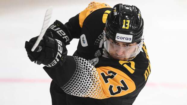 Покинувший «Северсталь» Пилипенко подписал контракт с «Авангардом»