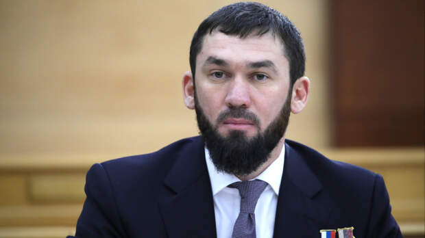 Председатель парламента Чечни Даудов досрочно сложил полномочия