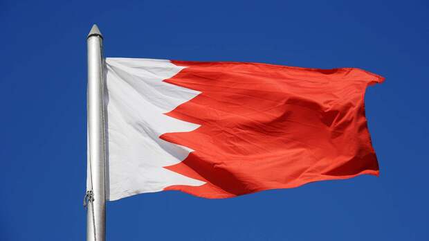 КСИР атаковал беспилотниками и ракетами авиабазу США в Бахрейне