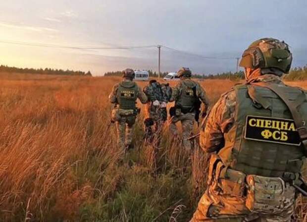 ФСБ за 3 часа нашла 10 россиян, готовых совершить диверсию
