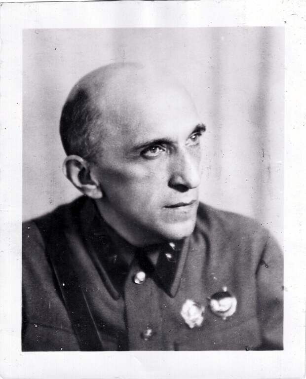 Фото_4_Я.И. Серебрянский в 1941 году