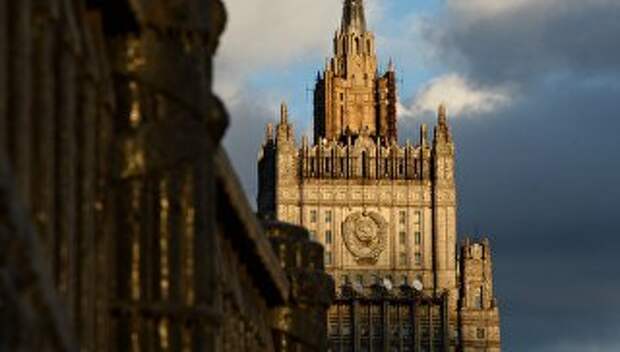 Вид на здание Министерства иностранных дел Российской Федерации. Архивное фото