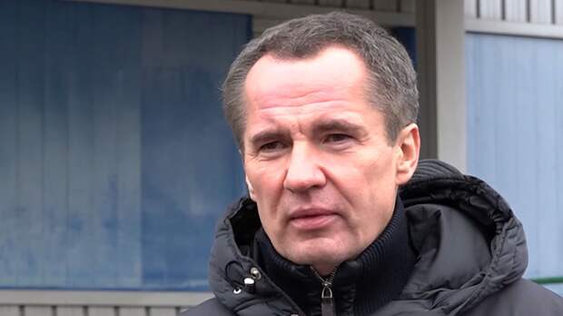 Губернатор Гладков надел шапку после просьб белгородцев