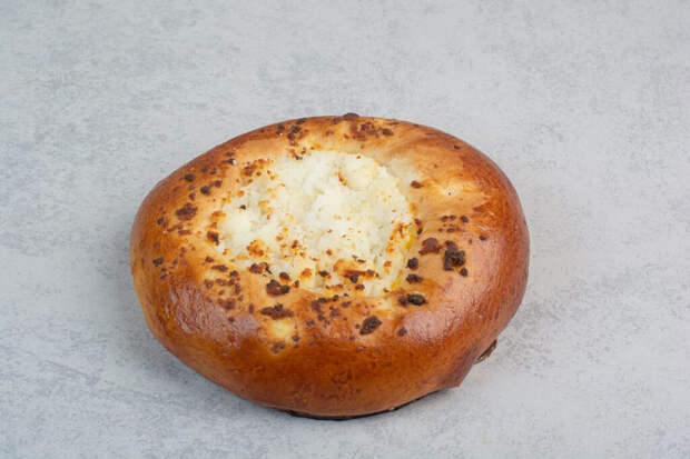 Ватрушки как у бабушки: пышные «солнышки» с творогом, от которых не оторваться