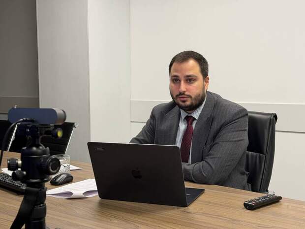 Эдуард Шантаев представил федеральные подходы к внедрению искусственного интеллекта в промышленности на «МашЭкспо-2026»