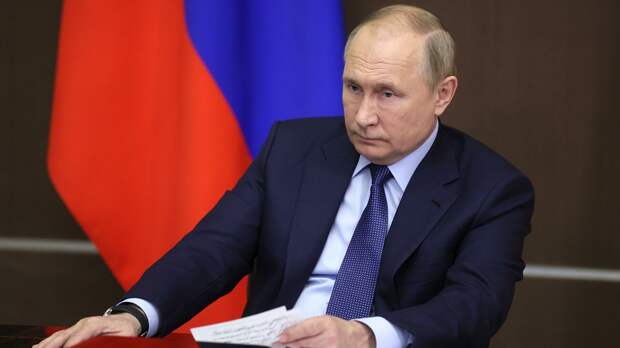 Путин поручил правительству разработать меры поддержки селекции для продбезопасности