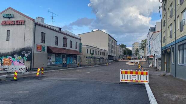 Финский забор стал посмешищем. Приграничье страны захватывают города-призраки