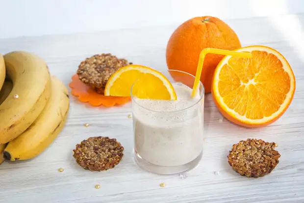 16 рецептов смузи с бананом: любимые вкусы и неожиданные сочетания