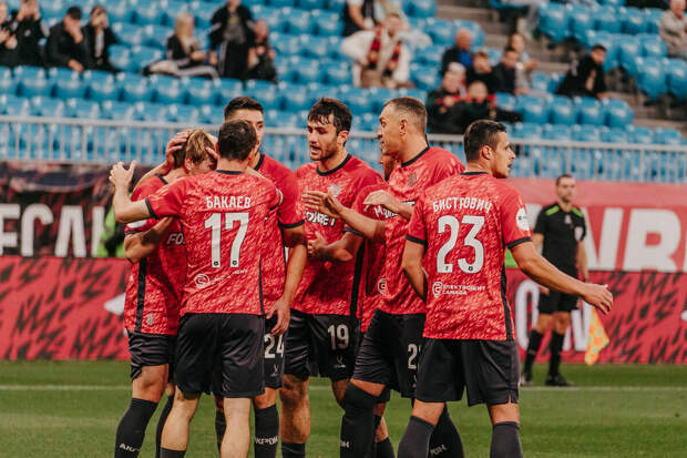 Вратарь "Акрона": у всех команд бывают периоды, когда что-то не получается