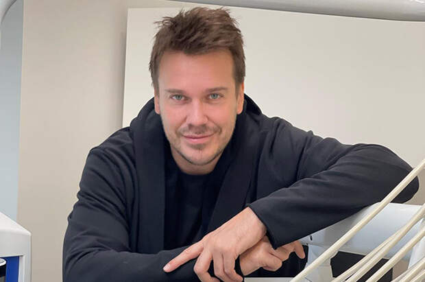 Телеграм-канал "Тушите свет": Михаил Зыгарь собирается сыграть свадьбу