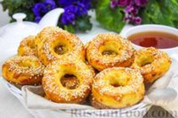 Фото к рецепту: Творожно-сырные колечки-баранки