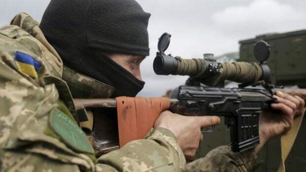 Украинские снайперы обстреляли дома мирных жителей – народная милиция ЛНР