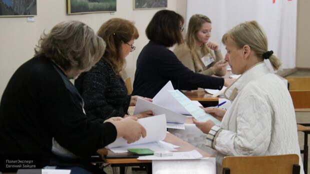 Оппозиция "хулиганила" на петербургских выборах черными технологиями из конца 90-х