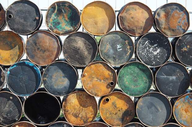 Россия и Саудовская Аравия начнут сотрудничать по нефти Россия и Саудовская Аравия начнут сотрудничать по нефти