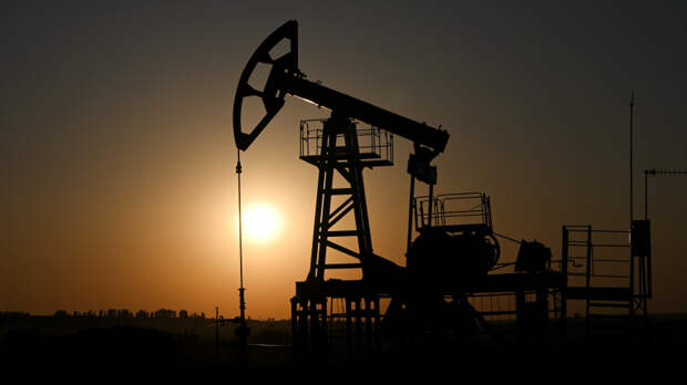 Восемь стран ОПЕК+ увеличат в декабре квоты на 137 тысяч баррелей в сутки