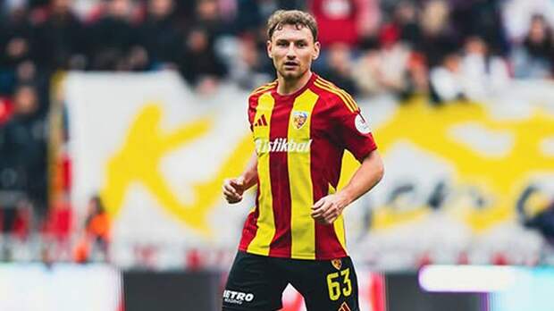 Фото: Чалов, Макаров и Джикия встретились на матче чемпионата Турции